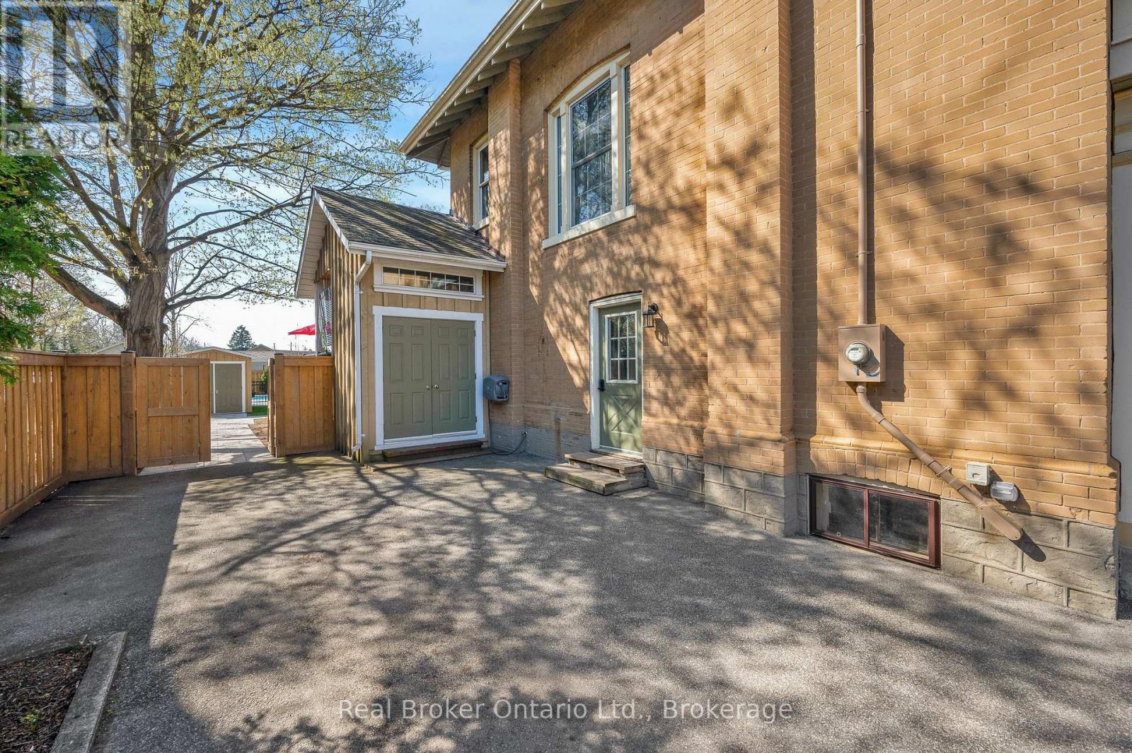 739 Colborne Street, Brantford, Ontario  N3S 3R9 - Photo 48 - X13035210