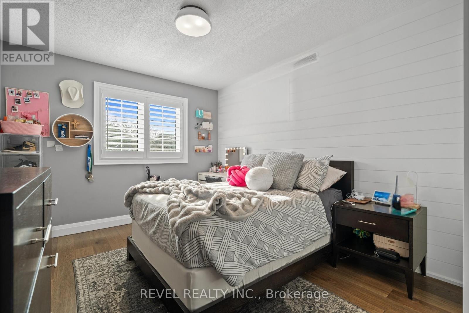 5609 Thorn Lane, Burlington, Ontario  L7L 6T5 - Photo 28 - W12851636