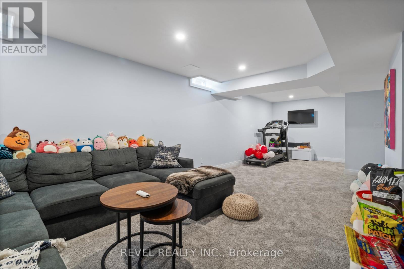 5609 Thorn Lane, Burlington, Ontario  L7L 6T5 - Photo 38 - W12851636