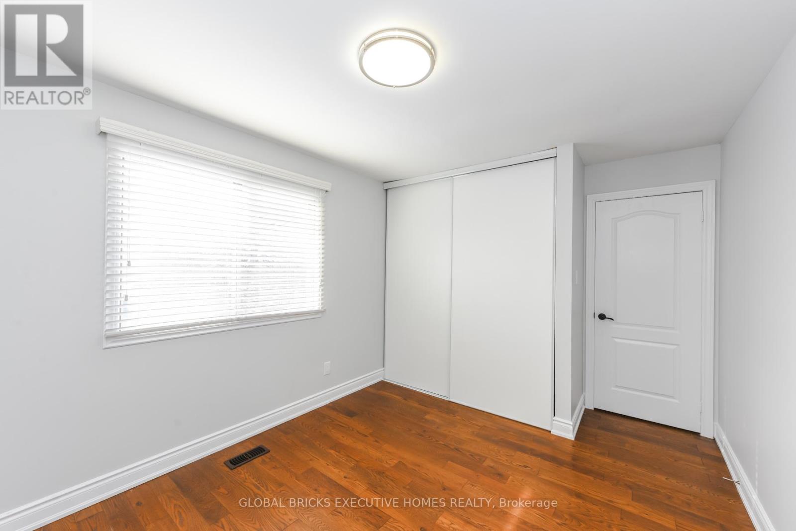 77 Blackthorn Lane, Brampton, Ontario  L6V 3L1 - Photo 15 - W12895942