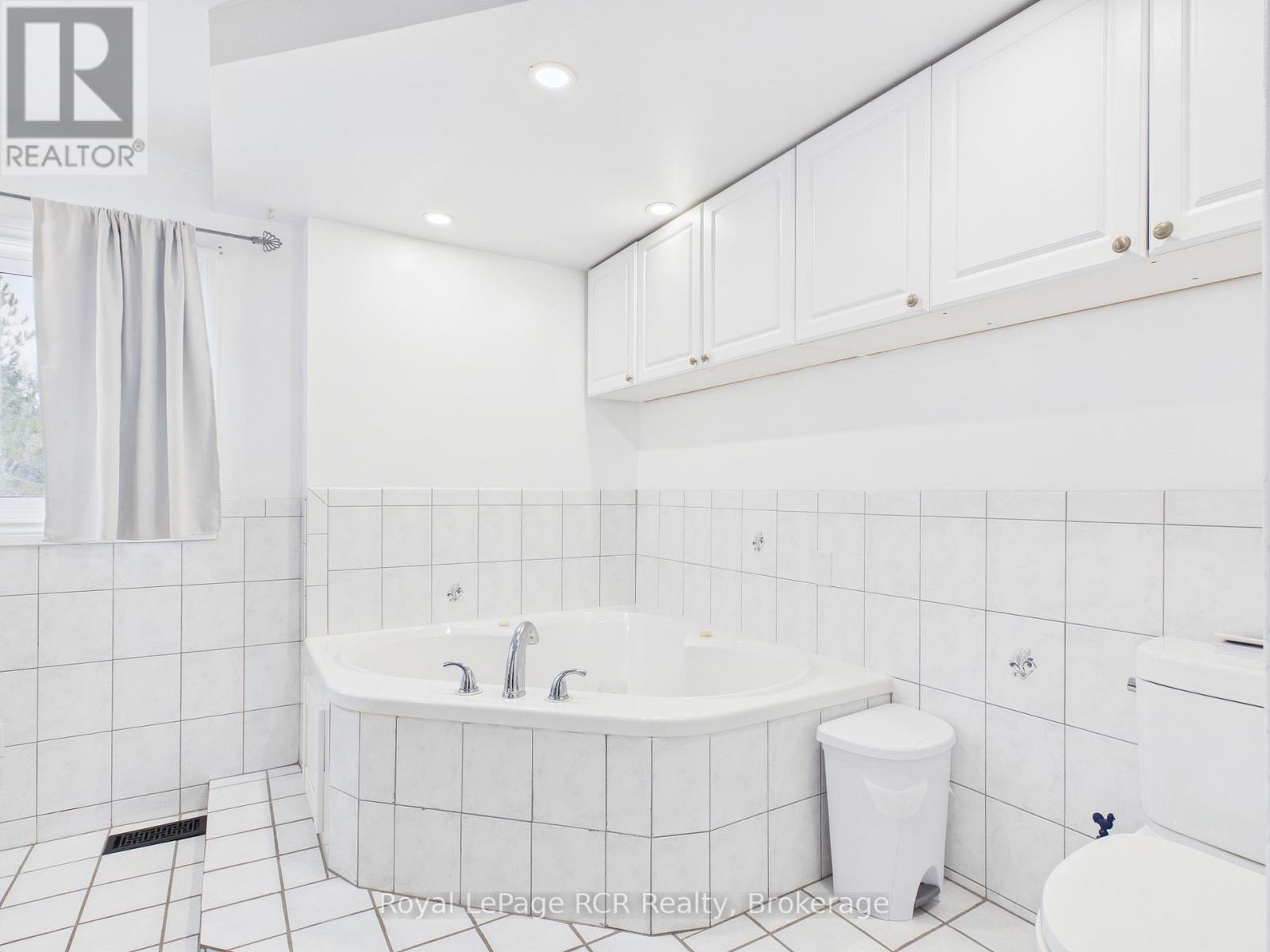 208 Pellisier Street, Grey Highlands, Ontario  N0C 1E0 - Photo 29 - X12855968