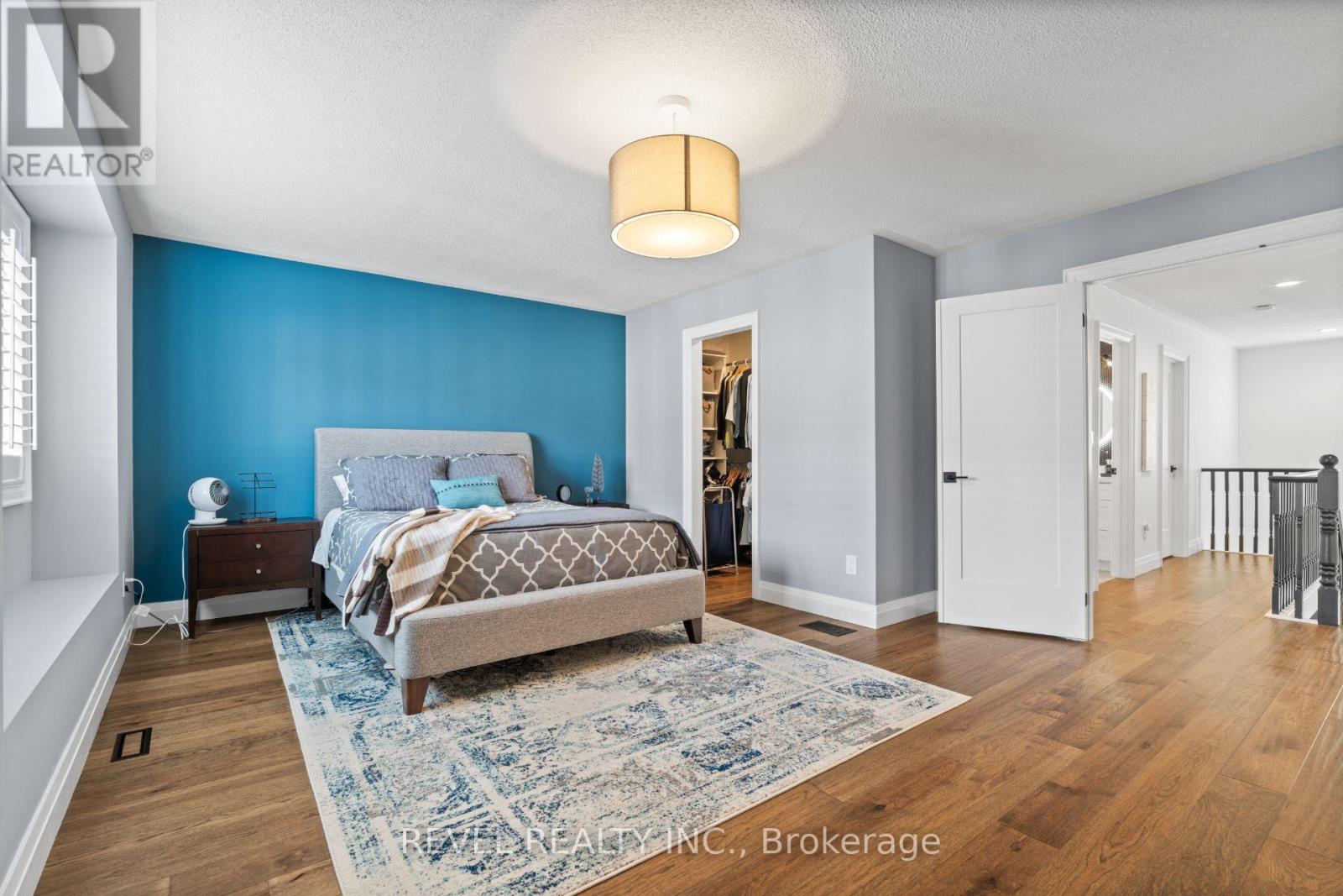 5609 Thorn Lane, Burlington, Ontario  L7L 6T5 - Photo 23 - W12851636