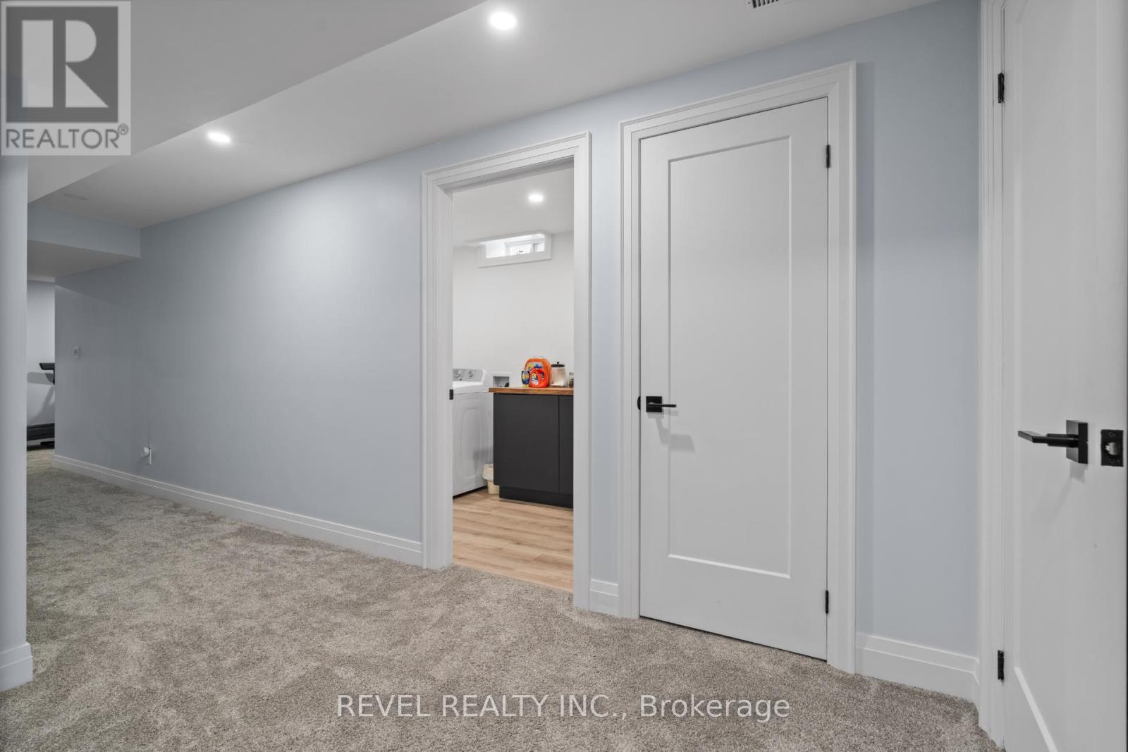 5609 Thorn Lane, Burlington, Ontario  L7L 6T5 - Photo 33 - W12851636