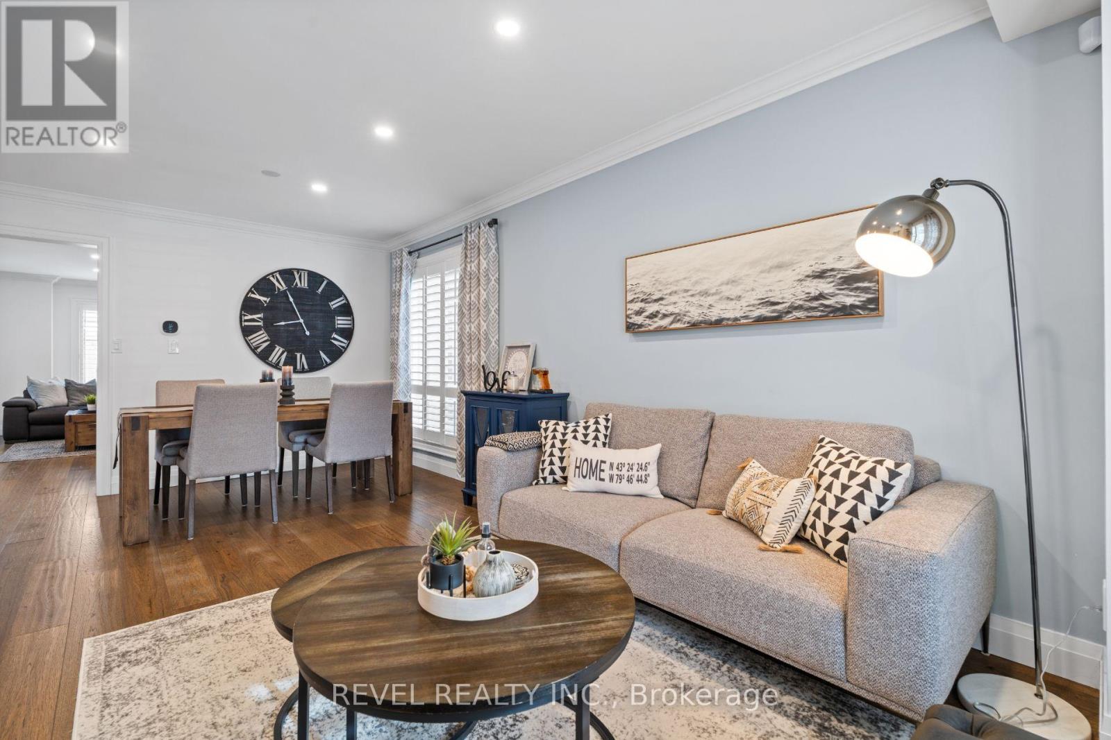 5609 Thorn Lane, Burlington, Ontario  L7L 6T5 - Photo 8 - W12851636