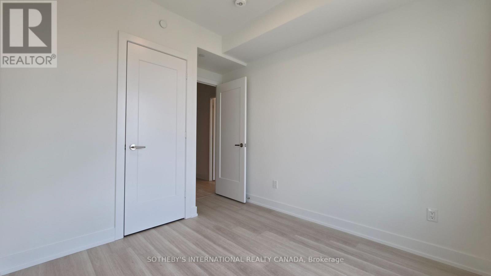 2410 - 60 Central Park Road Way, Toronto, Ontario  M9A 0E6 - Photo 23 - W13027860