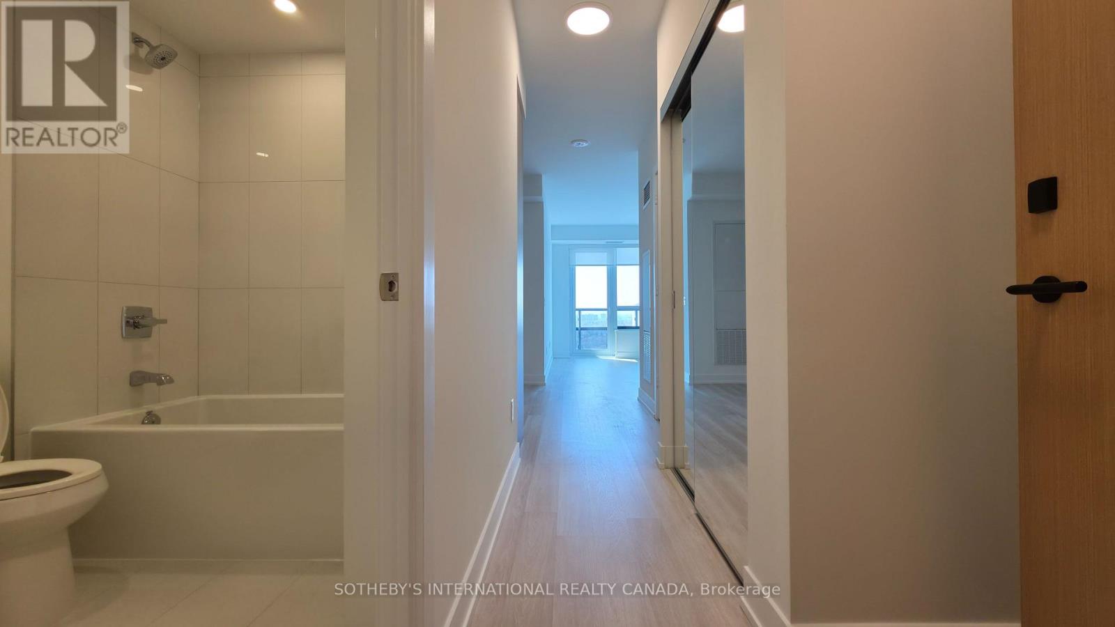 2410 - 60 Central Park Road Way, Toronto, Ontario  M9A 0E6 - Photo 8 - W13027860