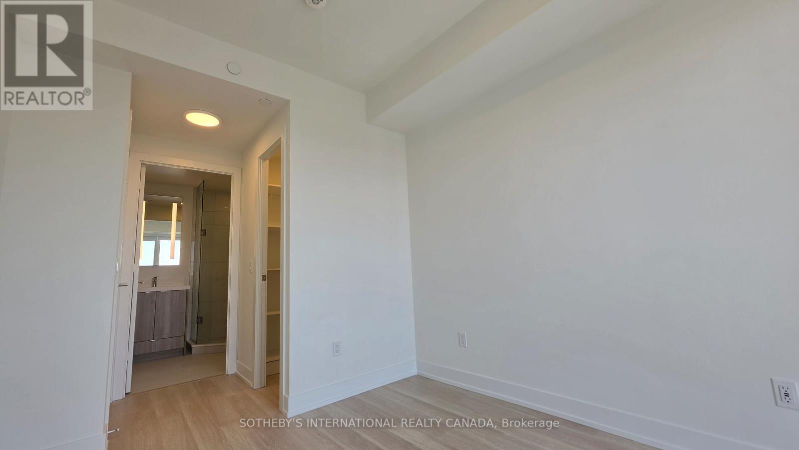 2410 - 60 Central Park Road Way, Toronto, Ontario  M9A 0E6 - Photo 24 - W13027860