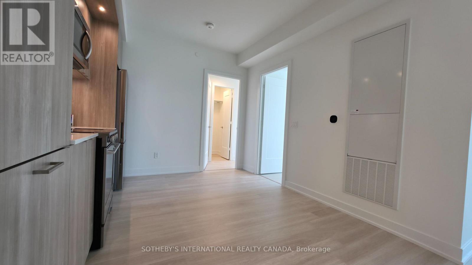 2410 - 60 Central Park Road Way, Toronto, Ontario  M9A 0E6 - Photo 11 - W13027860