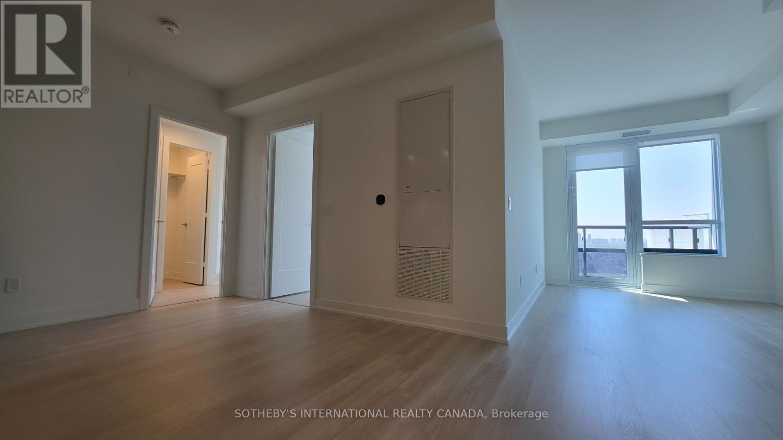 2410 - 60 Central Park Road Way, Toronto, Ontario  M9A 0E6 - Photo 16 - W13027860