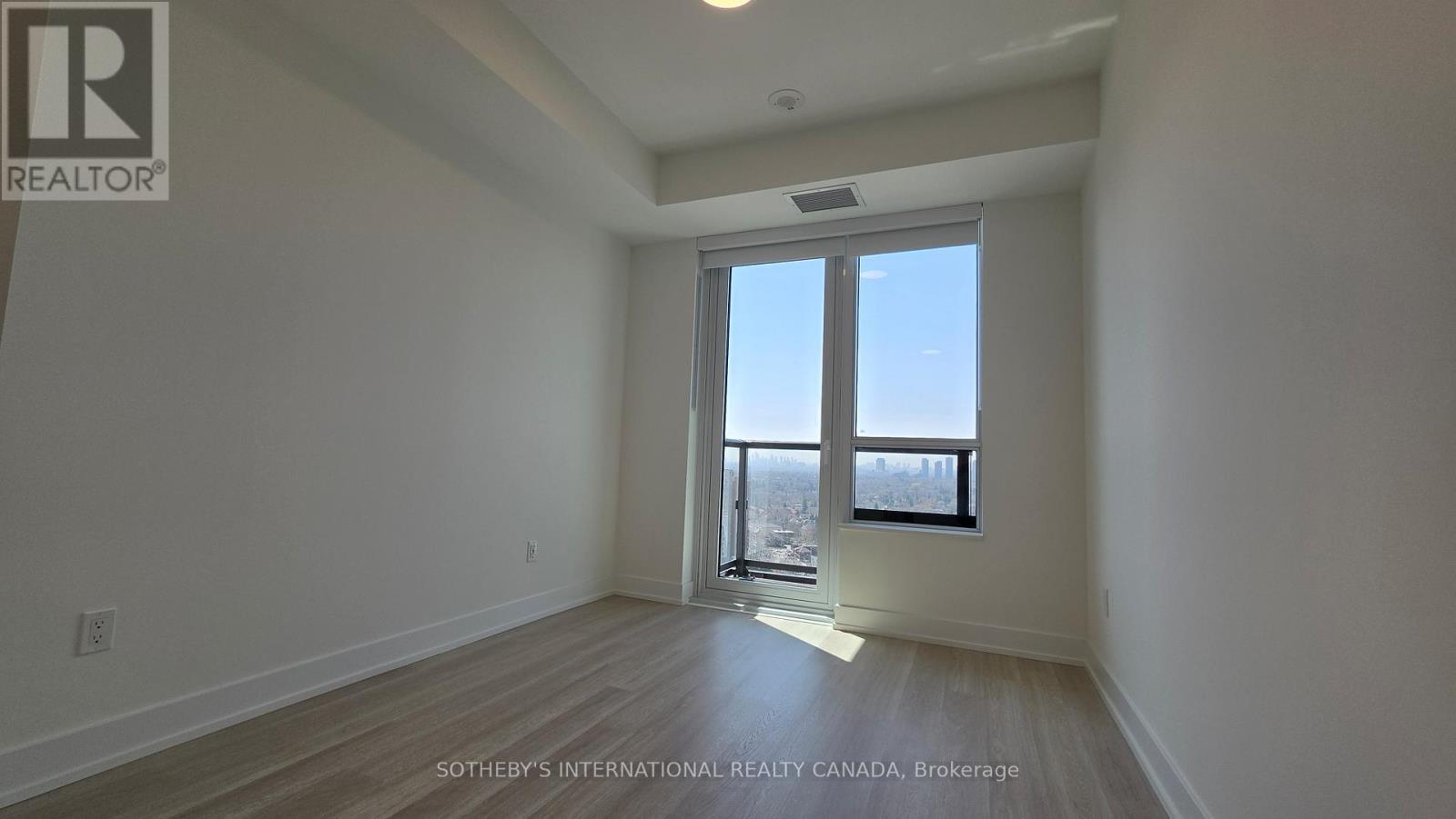 2410 - 60 Central Park Road Way, Toronto, Ontario  M9A 0E6 - Photo 25 - W13027860