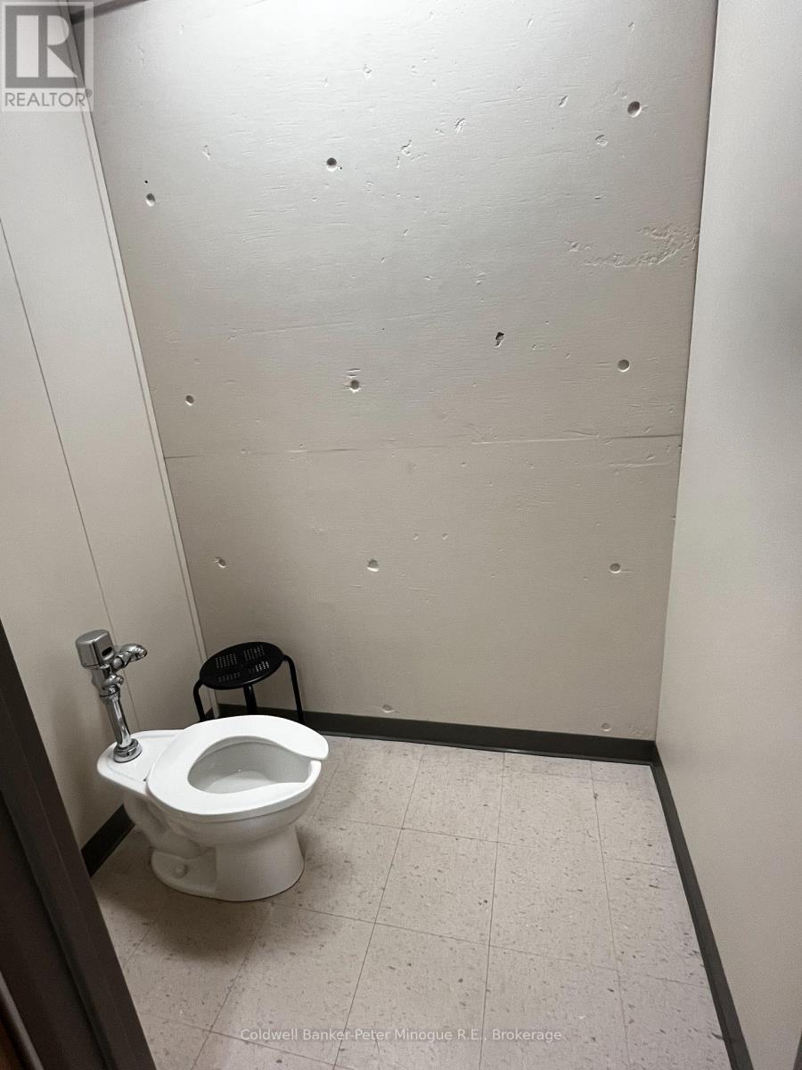 2nd Floor - 101 Mcintyre Street W, North Bay, Ontario  P1B 2Y5 - Photo 34 - X13035386