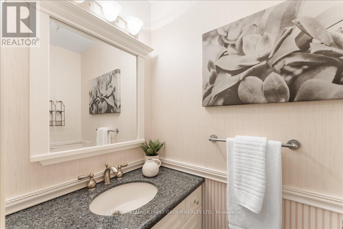 68 Resolute Crescent, Whitby, Ontario  L1P 1G2 - Photo 15 - E13034956