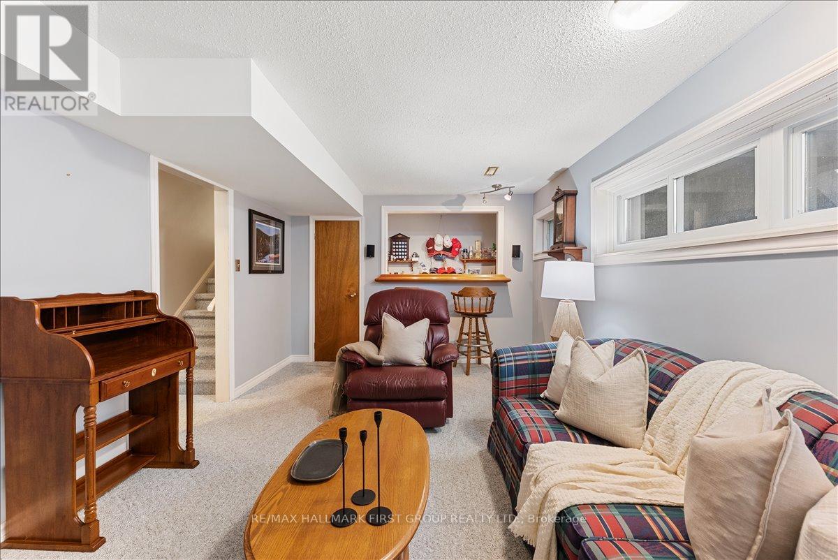 68 Resolute Crescent, Whitby, Ontario  L1P 1G2 - Photo 23 - E13034956