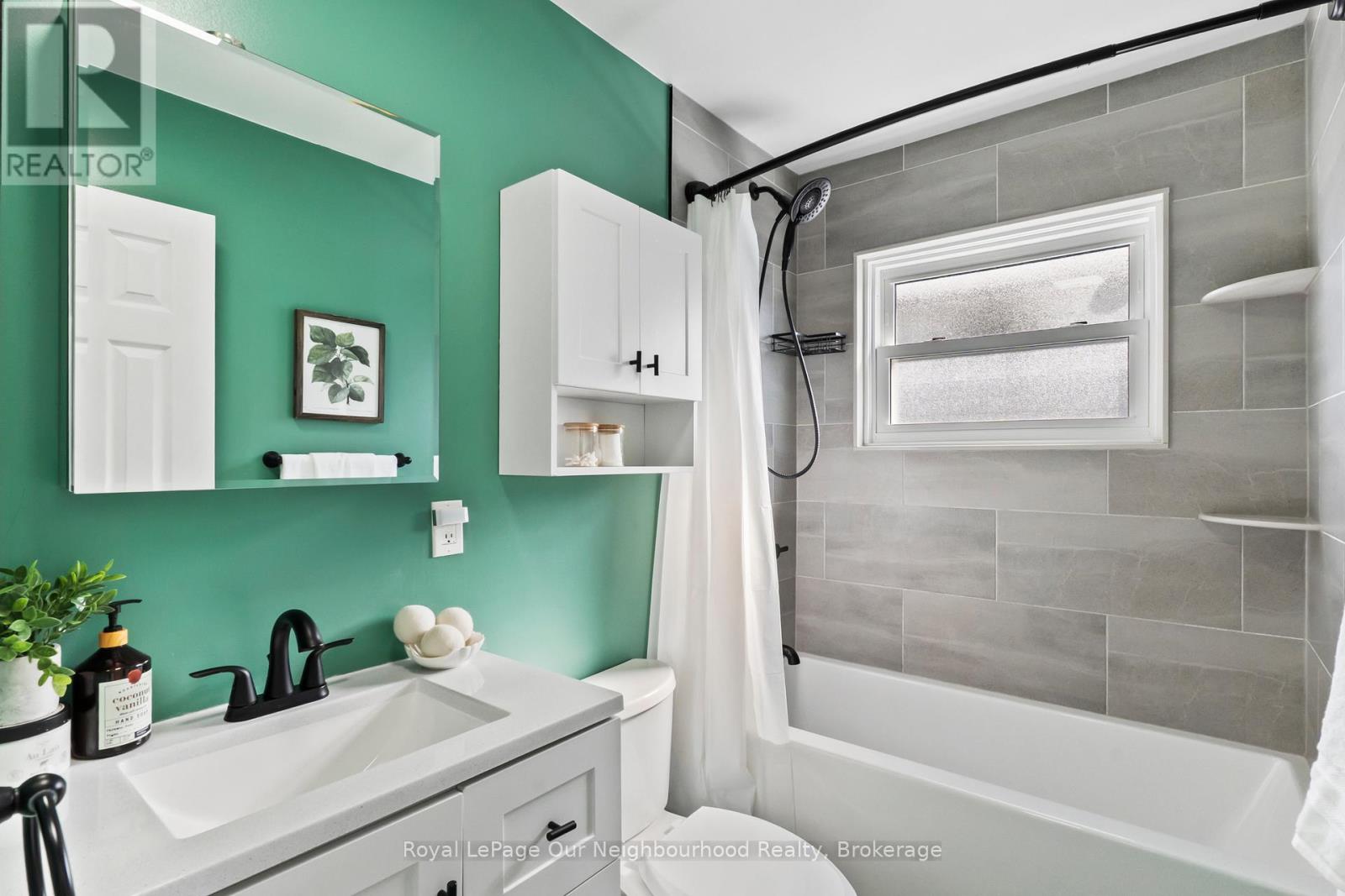 81 Swanston Crescent, Ajax, Ontario  L1S 3J5 - Photo 23 - E13035032