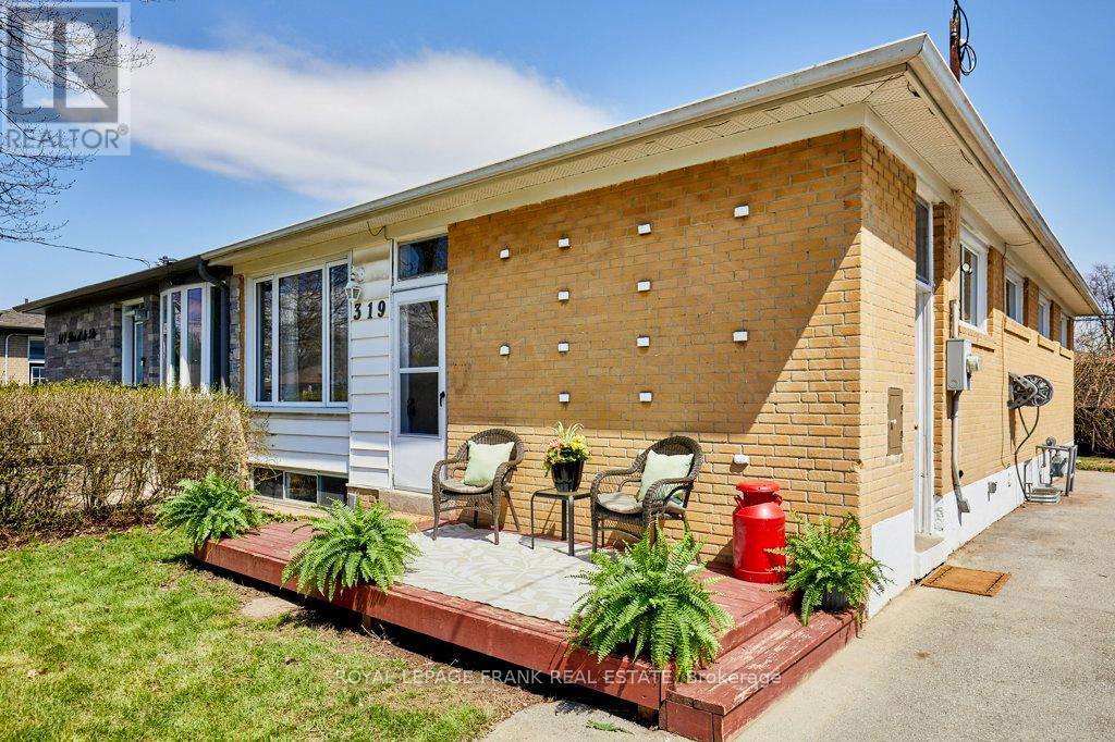 319 DOVEDALE DRIVE, Whitby, Ontario