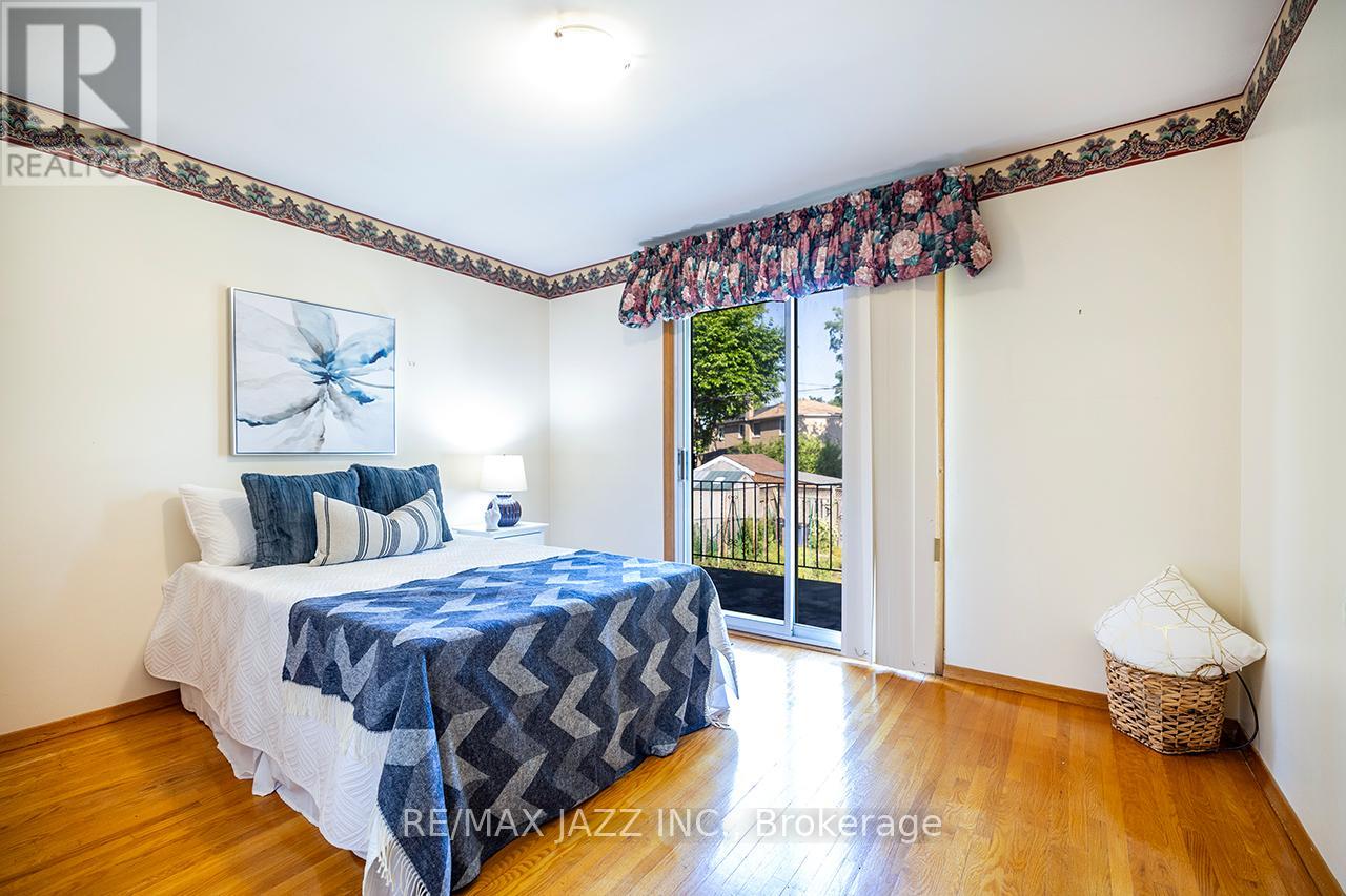 28 Pilot Street, Toronto (West Hill), Ontario  M1E 2C5 - Photo 19 - E13035166