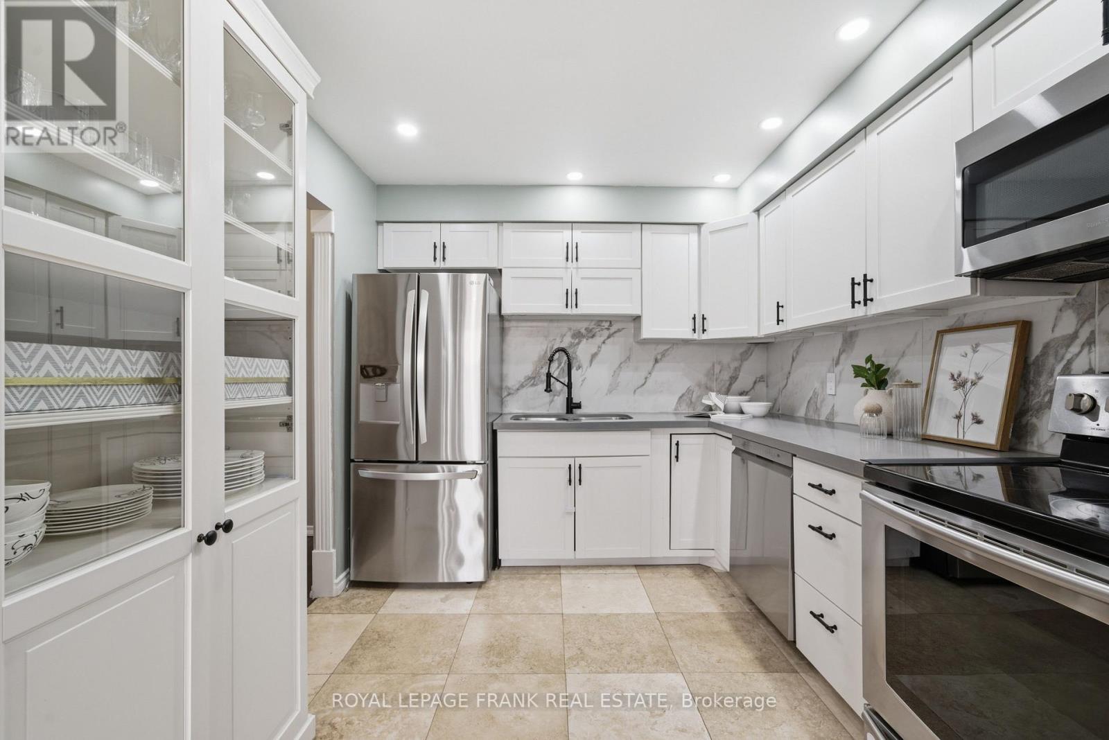 1248 Astra Avenue, Oshawa, Ontario  L1K 1H4 - Photo 6 - E13035380