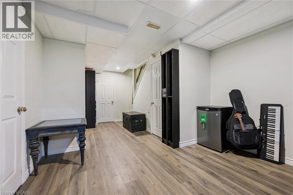 37 Edgemere Drive, Cambridge, Ontario  N1P 1A9 - Photo 31 - 40823589