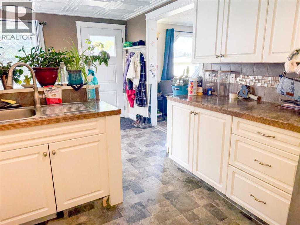 107, 6834 59 Avenue, Red Deer, Alberta  T4P 1C9 - Photo 9 - A2302995