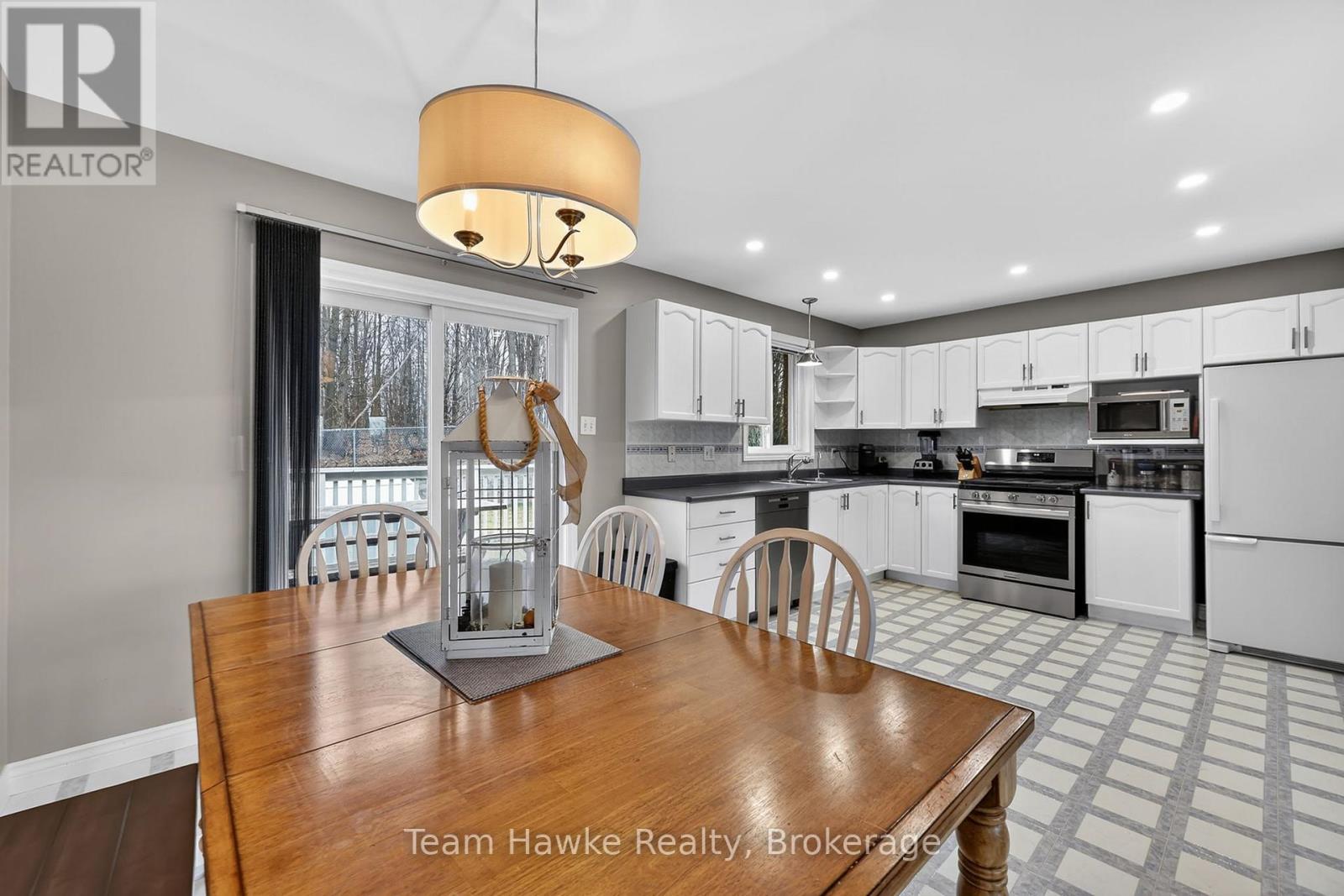 67 Maria Street, Penetanguishene, Ontario  L9M 2G7 - Photo 16 - S13035178