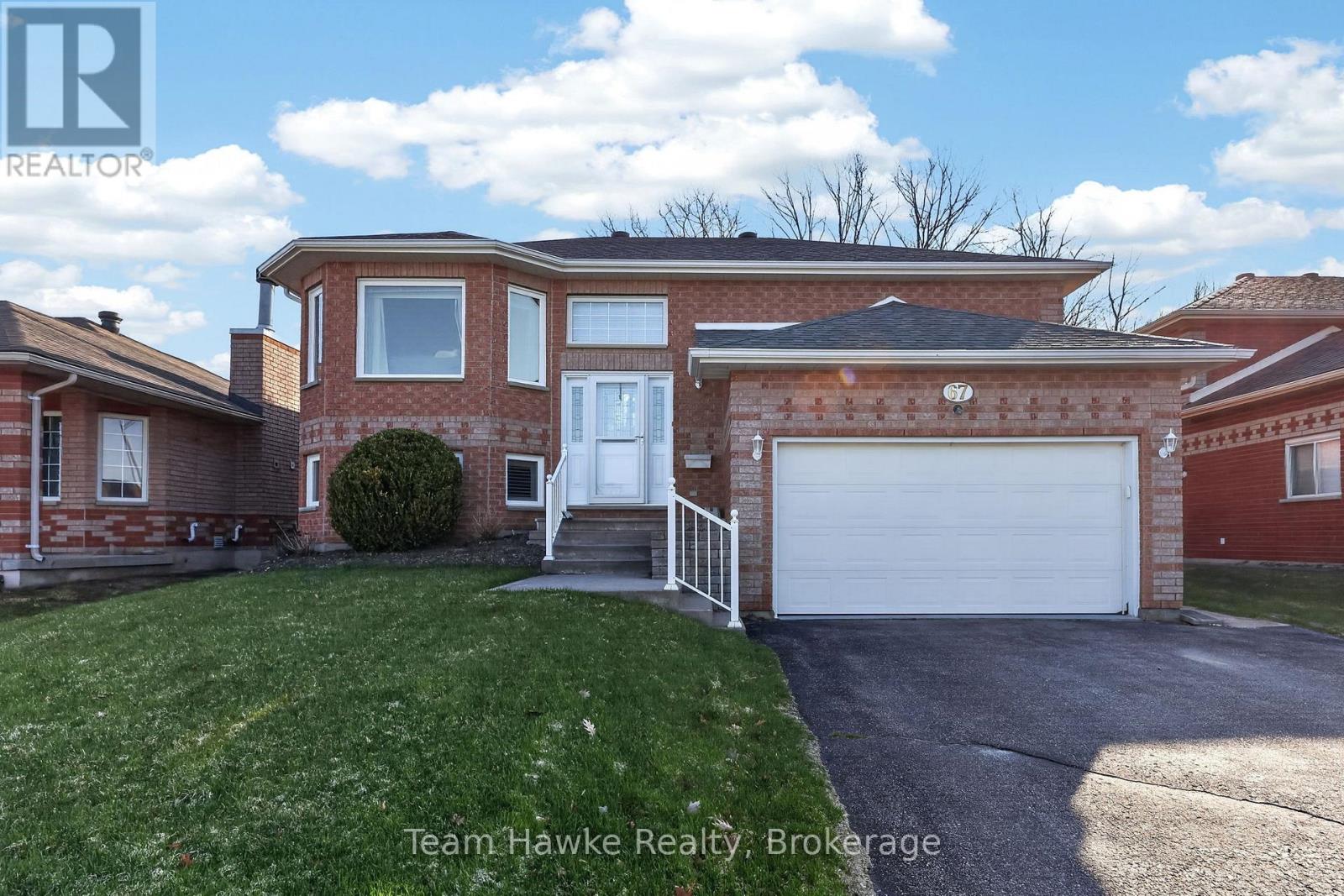 67 Maria Street, Penetanguishene, Ontario  L9M 2G7 - Photo 2 - S13035178