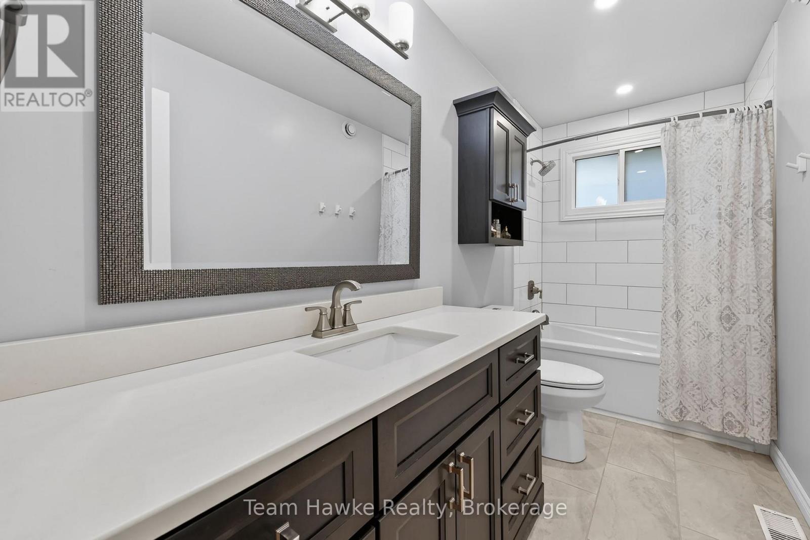 67 Maria Street, Penetanguishene, Ontario  L9M 2G7 - Photo 23 - S13035178