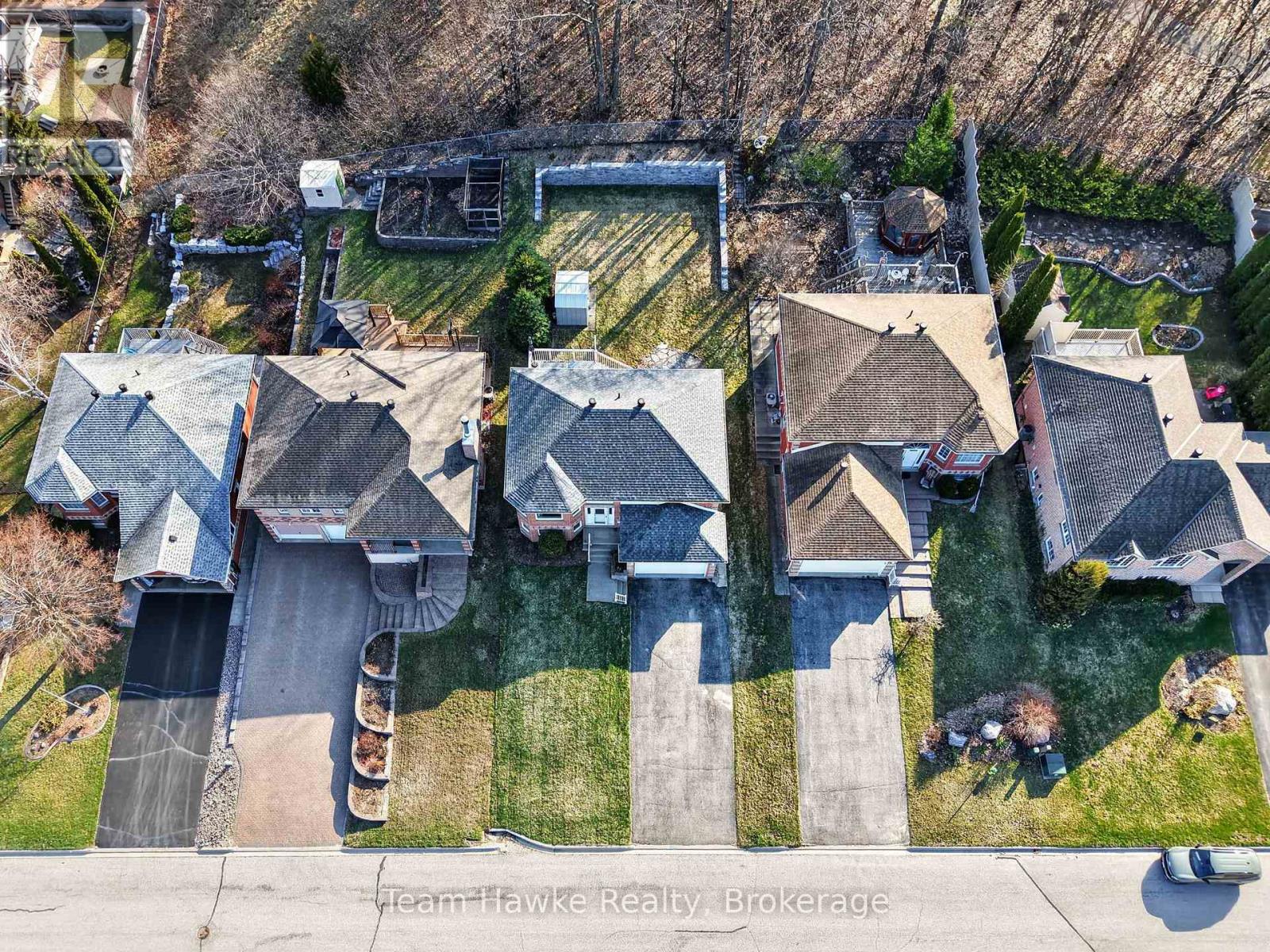 67 Maria Street, Penetanguishene, Ontario  L9M 2G7 - Photo 41 - S13035178