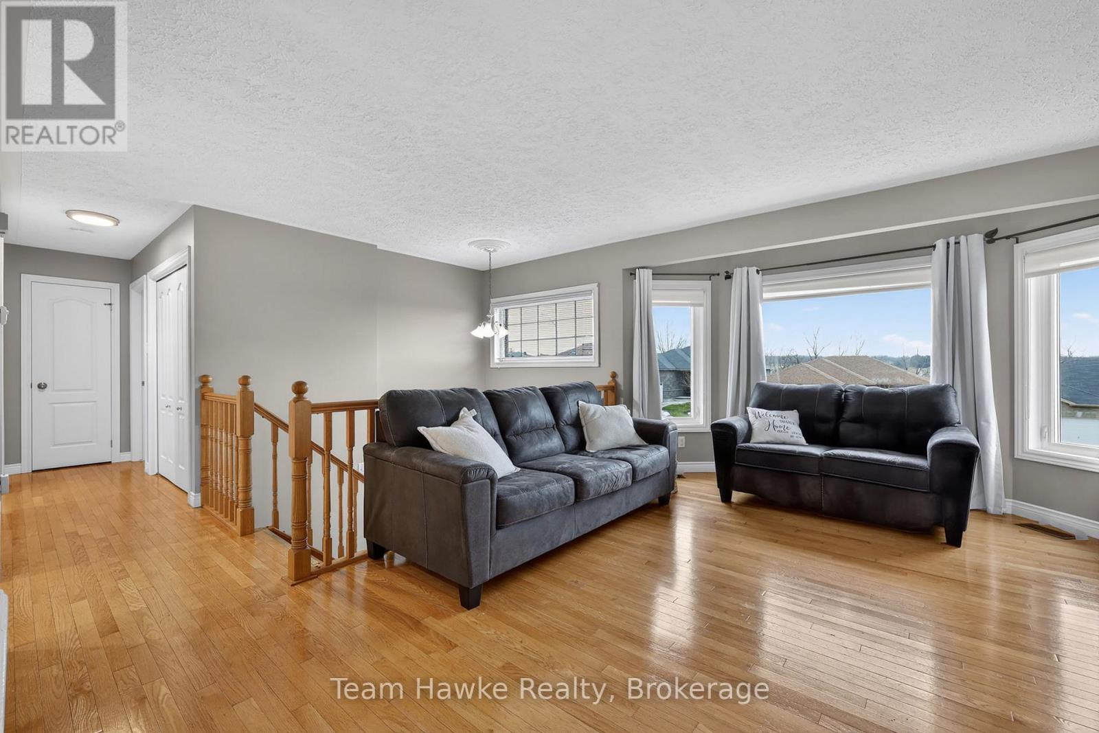 67 Maria Street, Penetanguishene, Ontario  L9M 2G7 - Photo 6 - S13035178