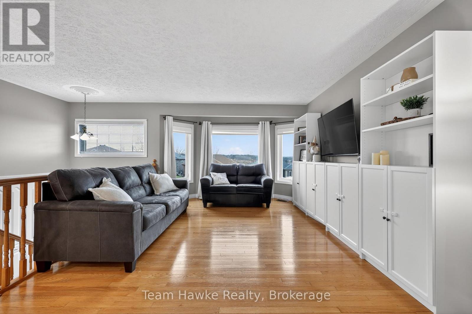 67 Maria Street, Penetanguishene, Ontario  L9M 2G7 - Photo 7 - S13035178