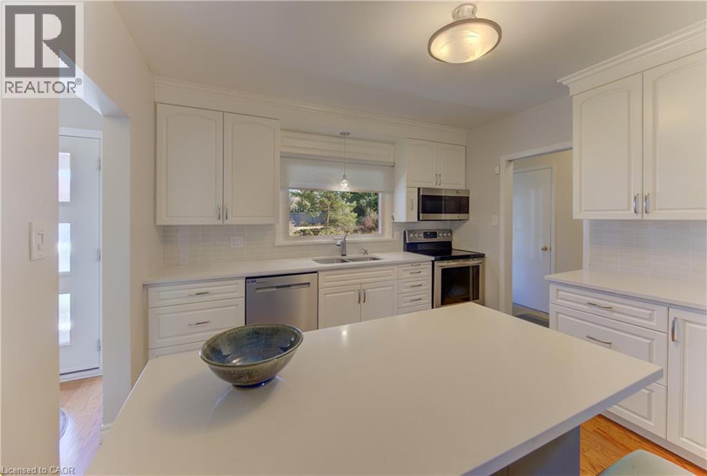 182 Ripplewood Crescent, Kitchener, Ontario  N2M 4R8 - Photo 12 - 40821099