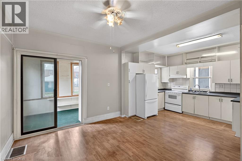 207 Rosslyn Avenue S, Hamilton, Ontario  L8M 3J6 - Photo 14 - 40821717