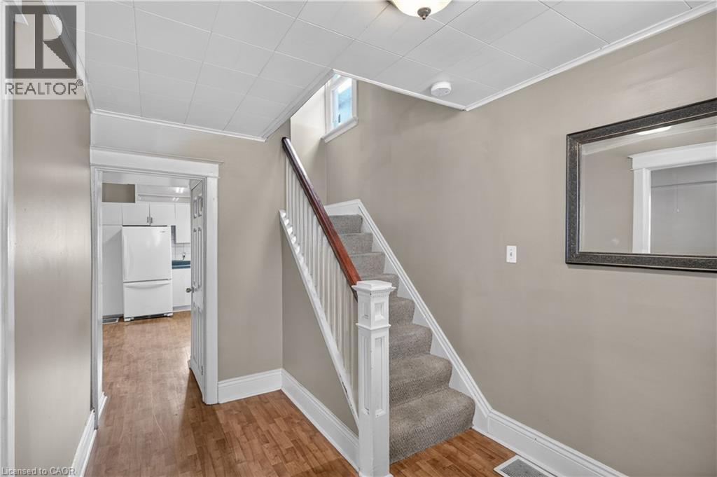 207 Rosslyn Avenue S, Hamilton, Ontario  L8M 3J6 - Photo 7 - 40821717