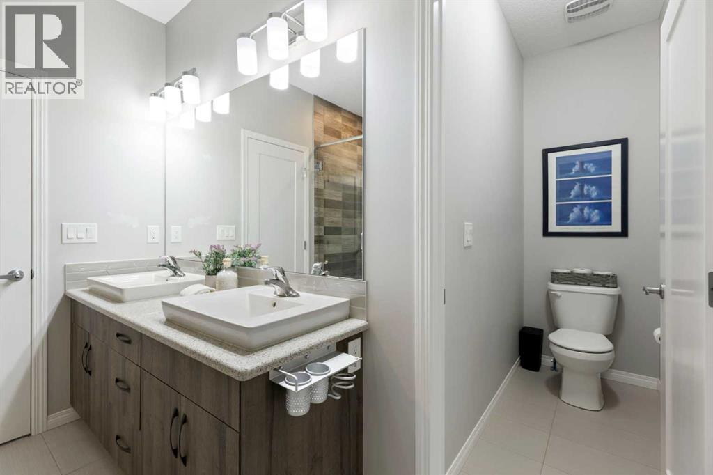 1 Osborne Common SW, Airdrie, Alberta  T4B 5E3 - Photo 34 - A2302727