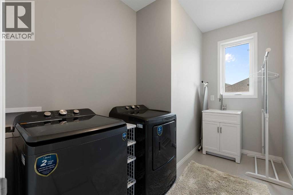 1 Osborne Common SW, Airdrie, Alberta  T4B 5E3 - Photo 28 - A2302727