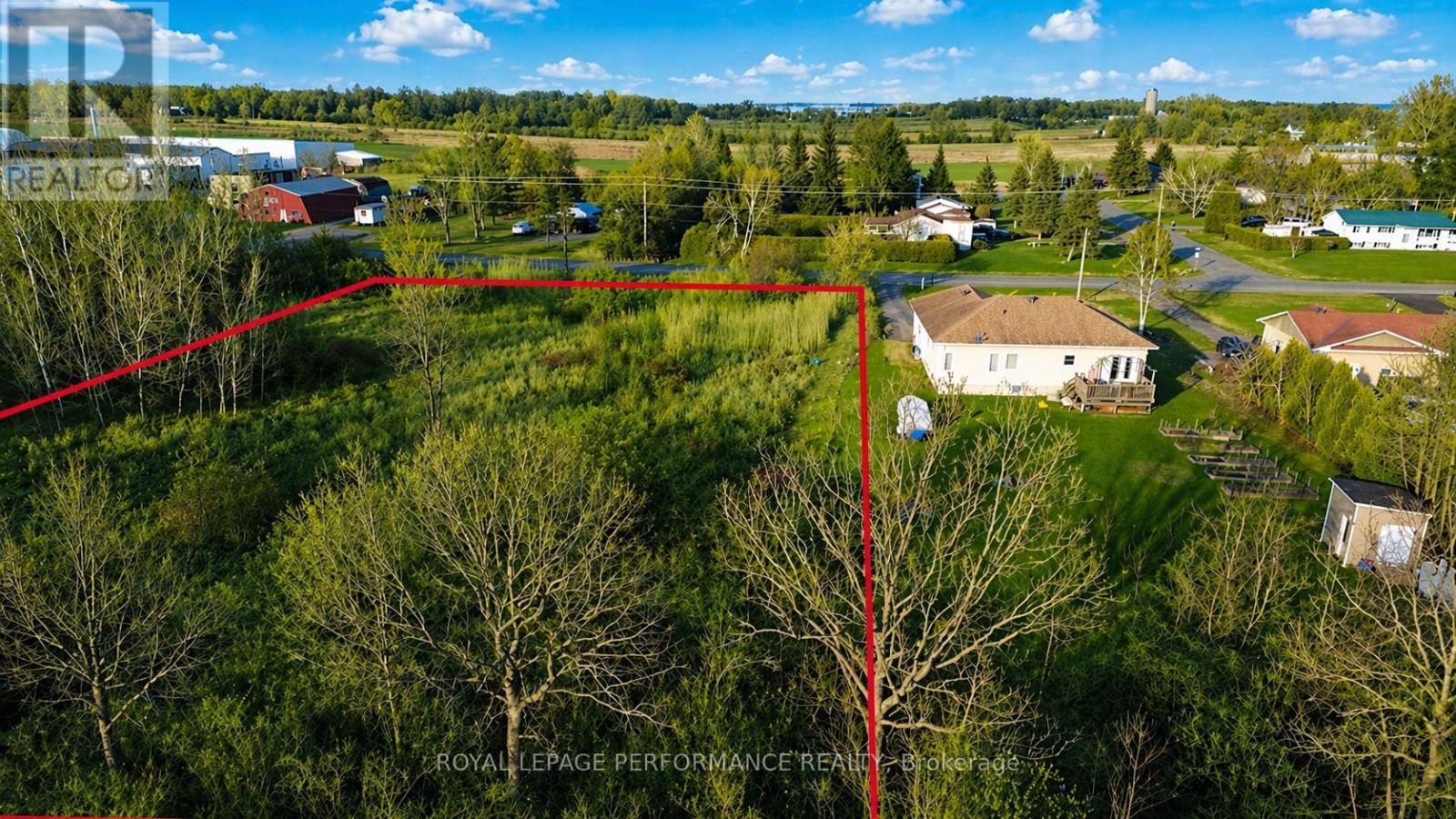 6878 Richmond Road, South Glengarry, Ontario  K0C 2E0 - Photo 1 - X13034958