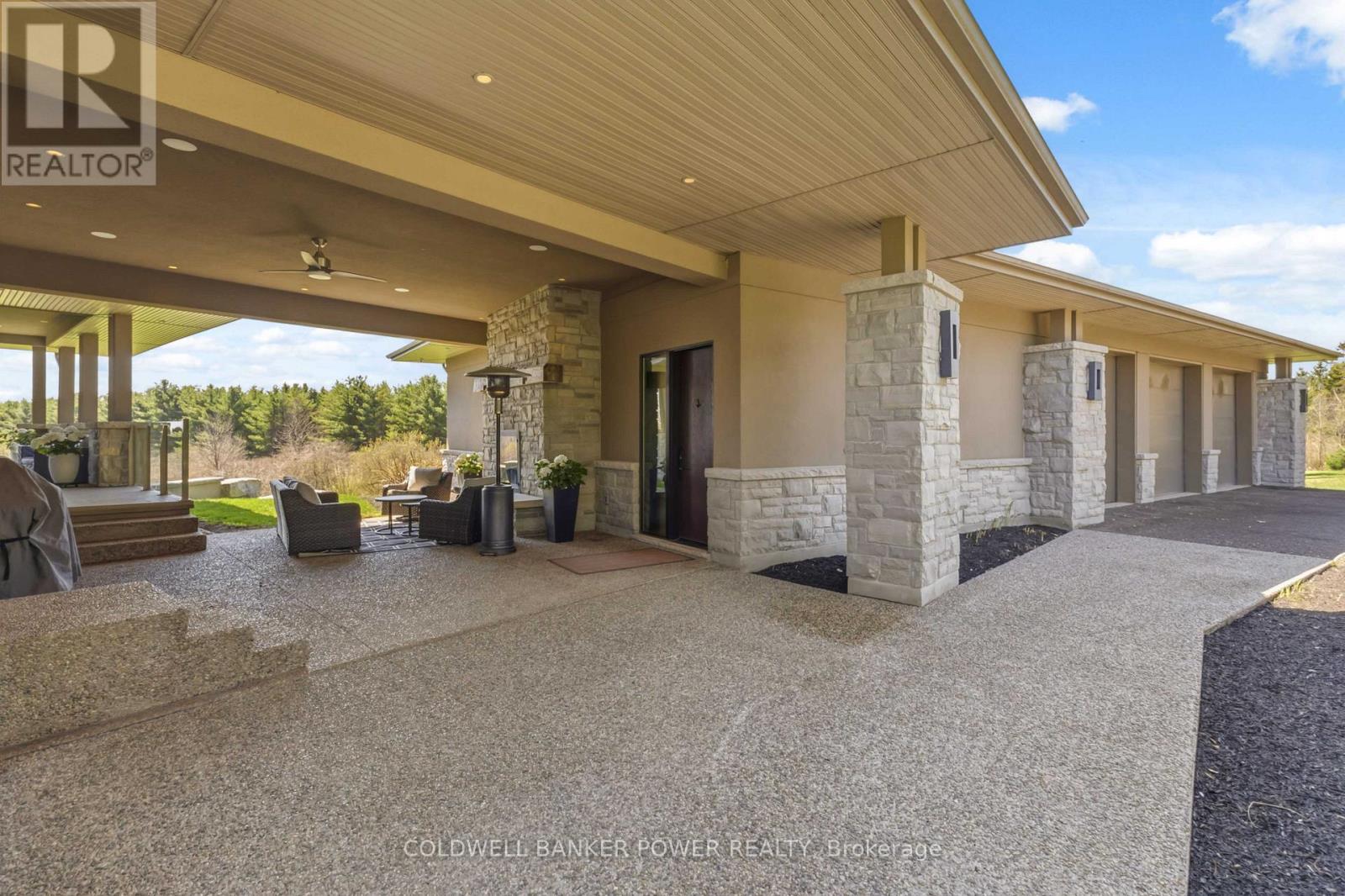 10231 Melrose Drive, Middlesex Centre, Ontario  N0L 1R0 - Photo 30 - X13035000