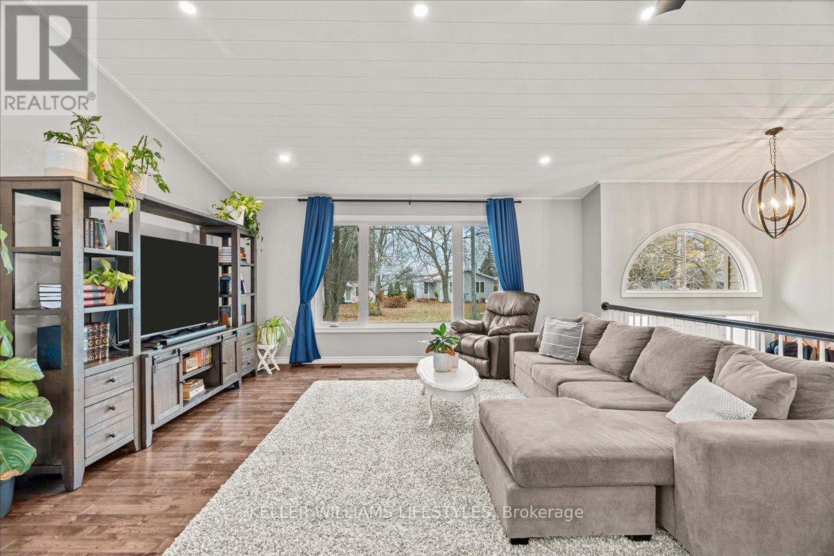 4547 William Street, Plympton-Wyoming, Ontario  N0N 1J6 - Photo 15 - X13035048