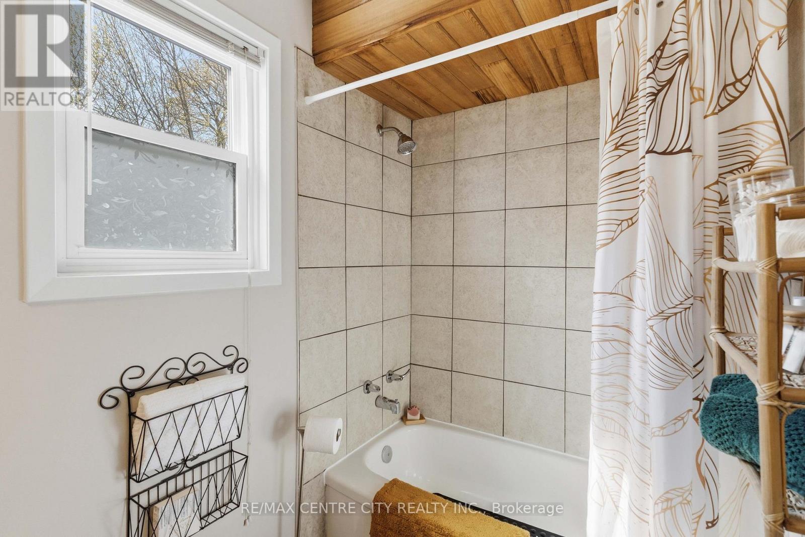 71 Riverside Drive, London North, Ontario  N6H 1B3 - Photo 32 - X13035378