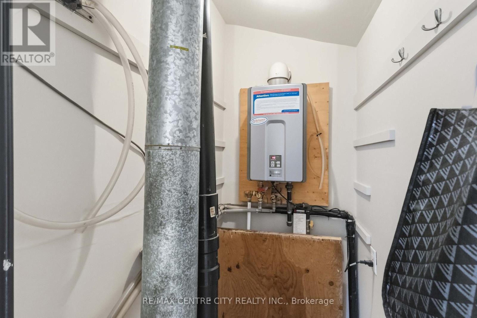 71 Riverside Drive, London North, Ontario  N6H 1B3 - Photo 38 - X13035378