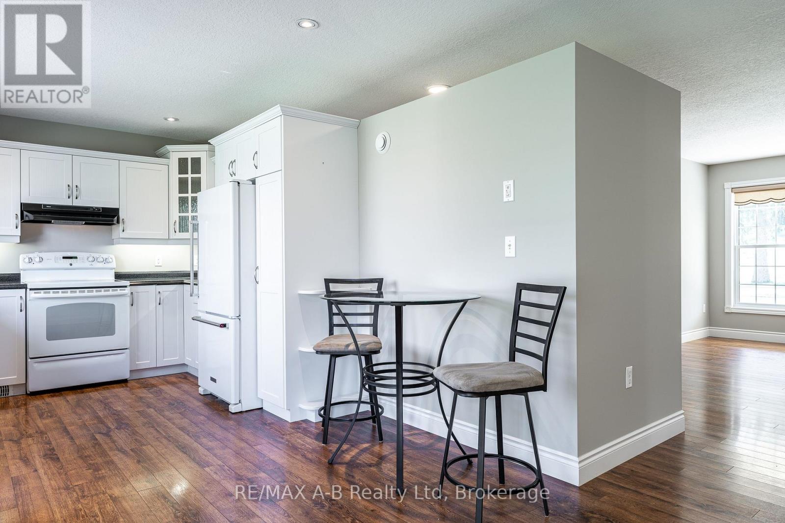 466 Water Street S, St. Marys, Ontario  N4X 1A1 - Photo 14 - X13035060