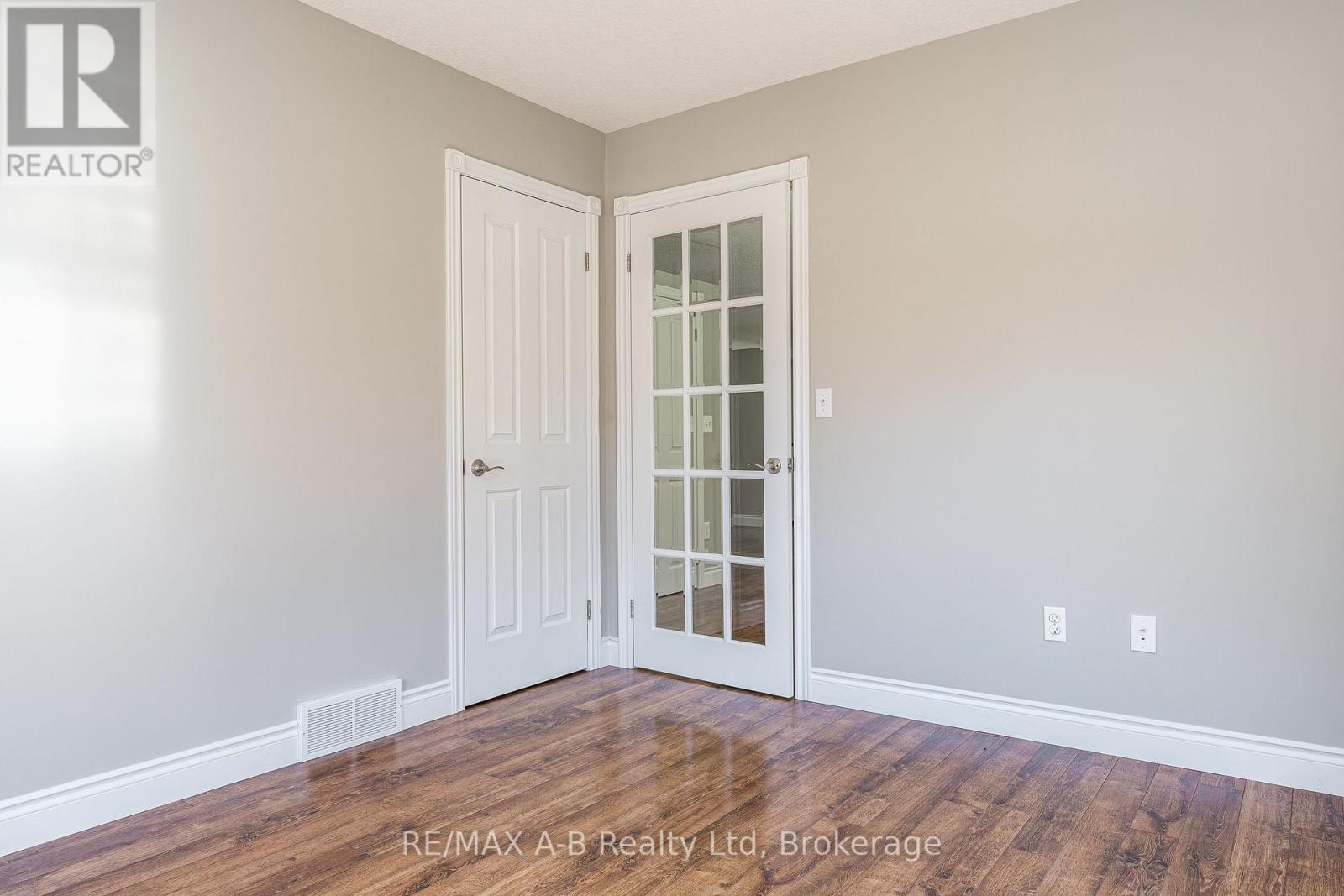 466 Water Street S, St. Marys, Ontario  N4X 1A1 - Photo 17 - X13035060