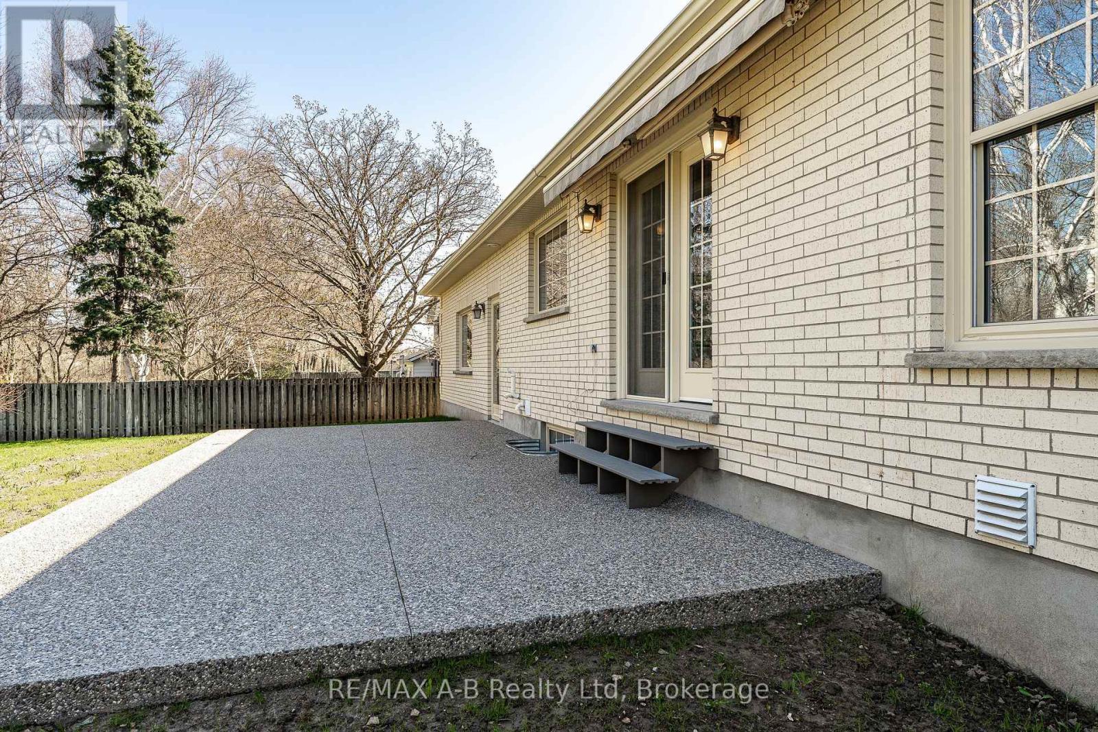 466 Water Street S, St. Marys, Ontario  N4X 1A1 - Photo 38 - X13035060