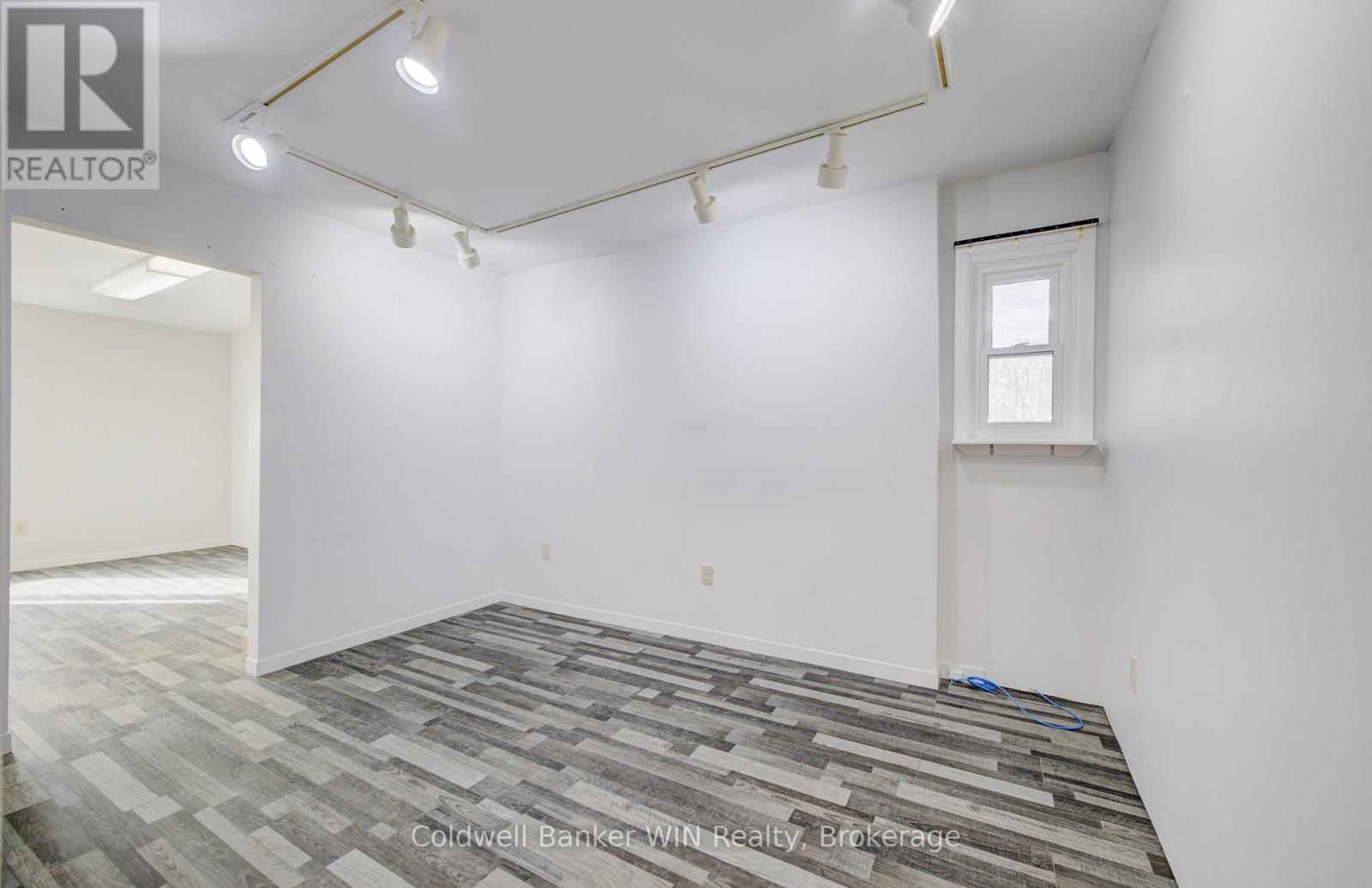 6 - 165 King Street W, Wellington North, Ontario  N0G 2L1 - Photo 12 - X13035130