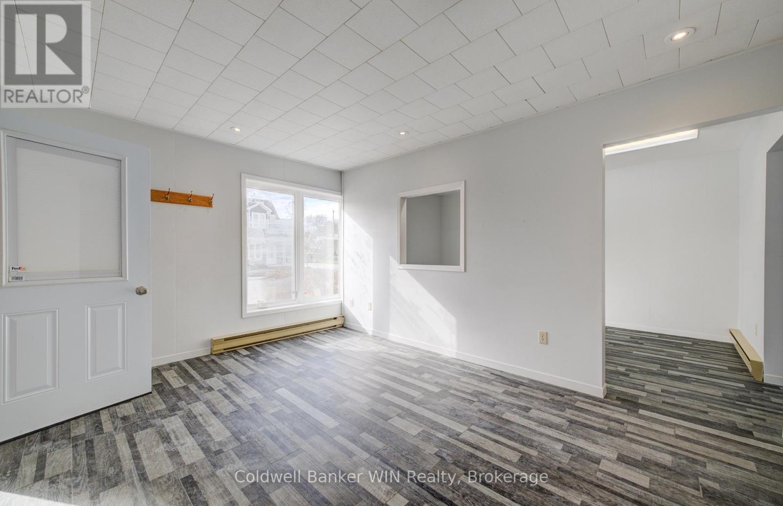 6 - 165 King Street W, Wellington North, Ontario  N0G 2L1 - Photo 7 - X13035130