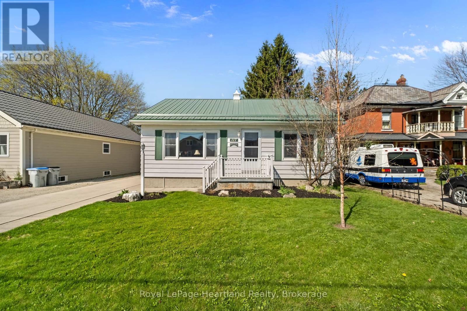 117 ANDREW STREET, South Huron, Ontario