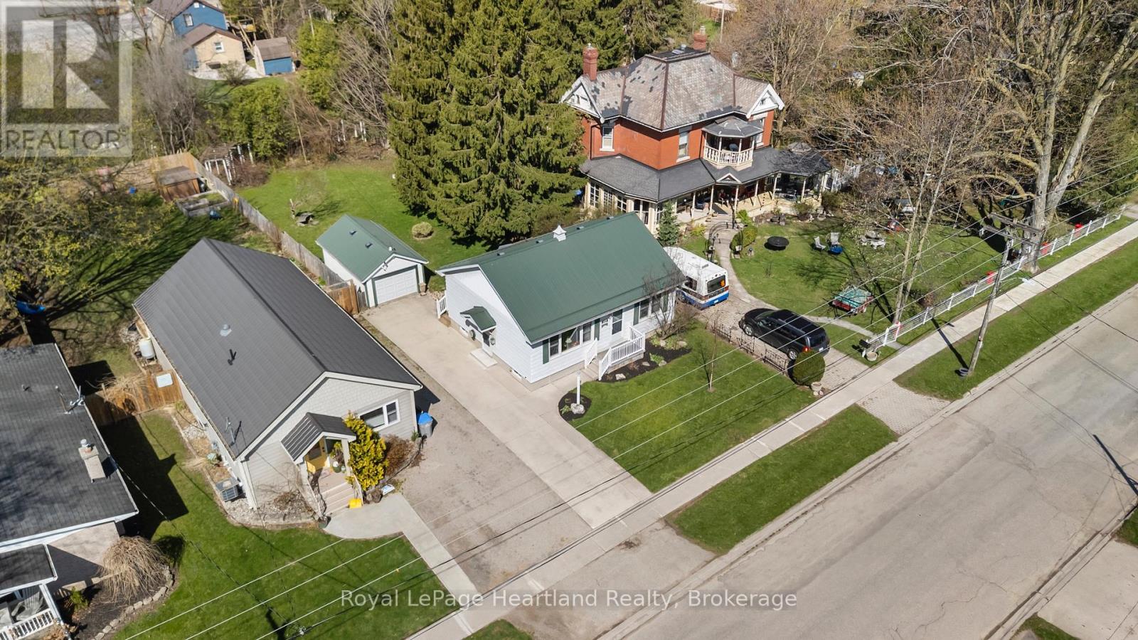 117 Andrew Street, South Huron, Ontario  N0M 1S1 - Photo 37 - X13035246