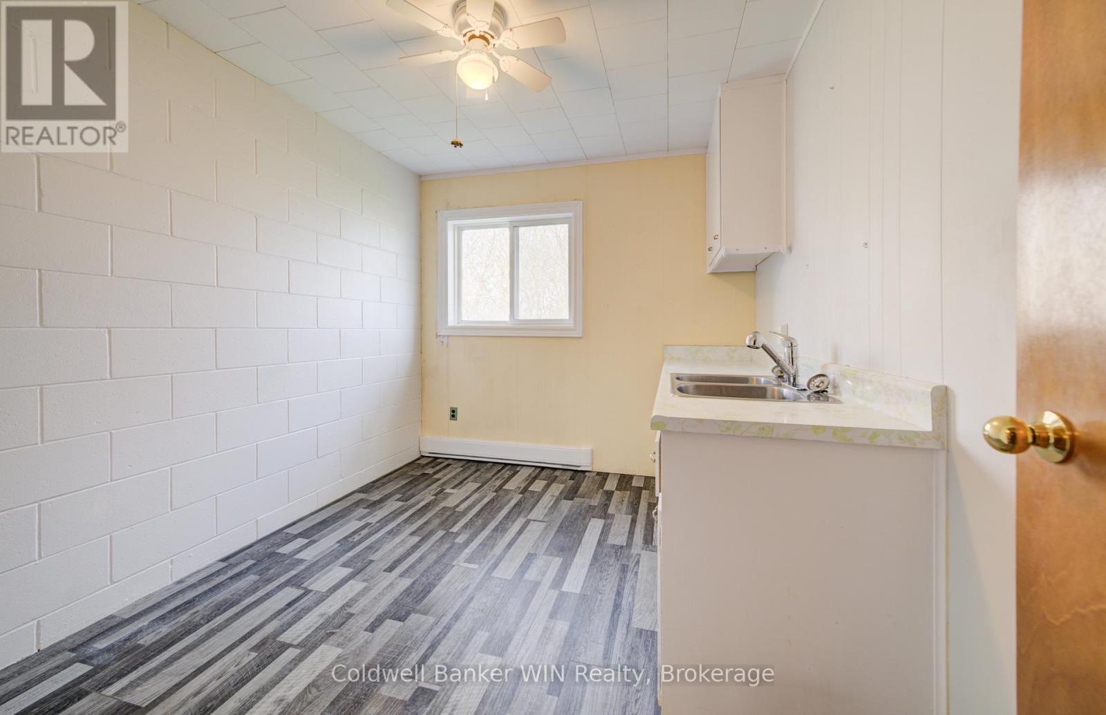 7 - 165 King Street W, Wellington North, Ontario  N0G 2L1 - Photo 14 - X13035320