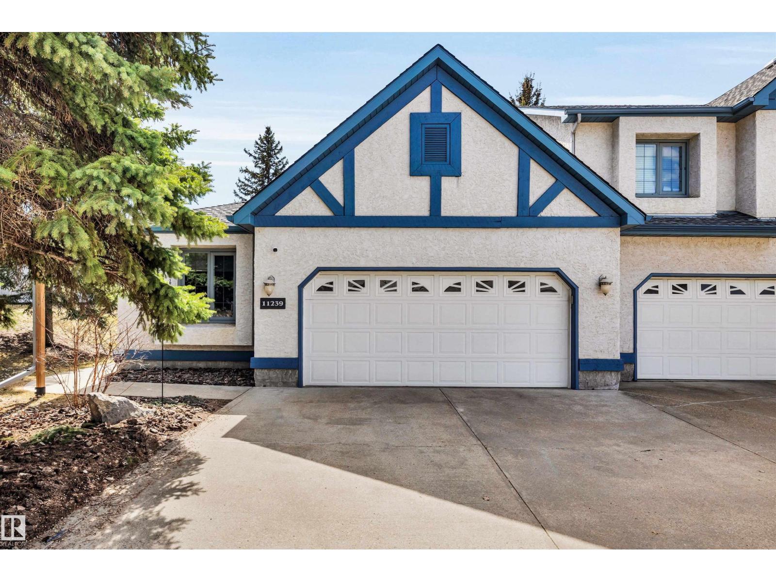 11239 12 AV NW, edmonton, Alberta