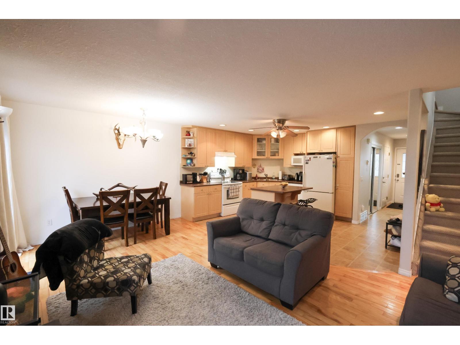 9913 102, Morinville, Alberta  T8R 1V9 - Photo 6 - E4483717