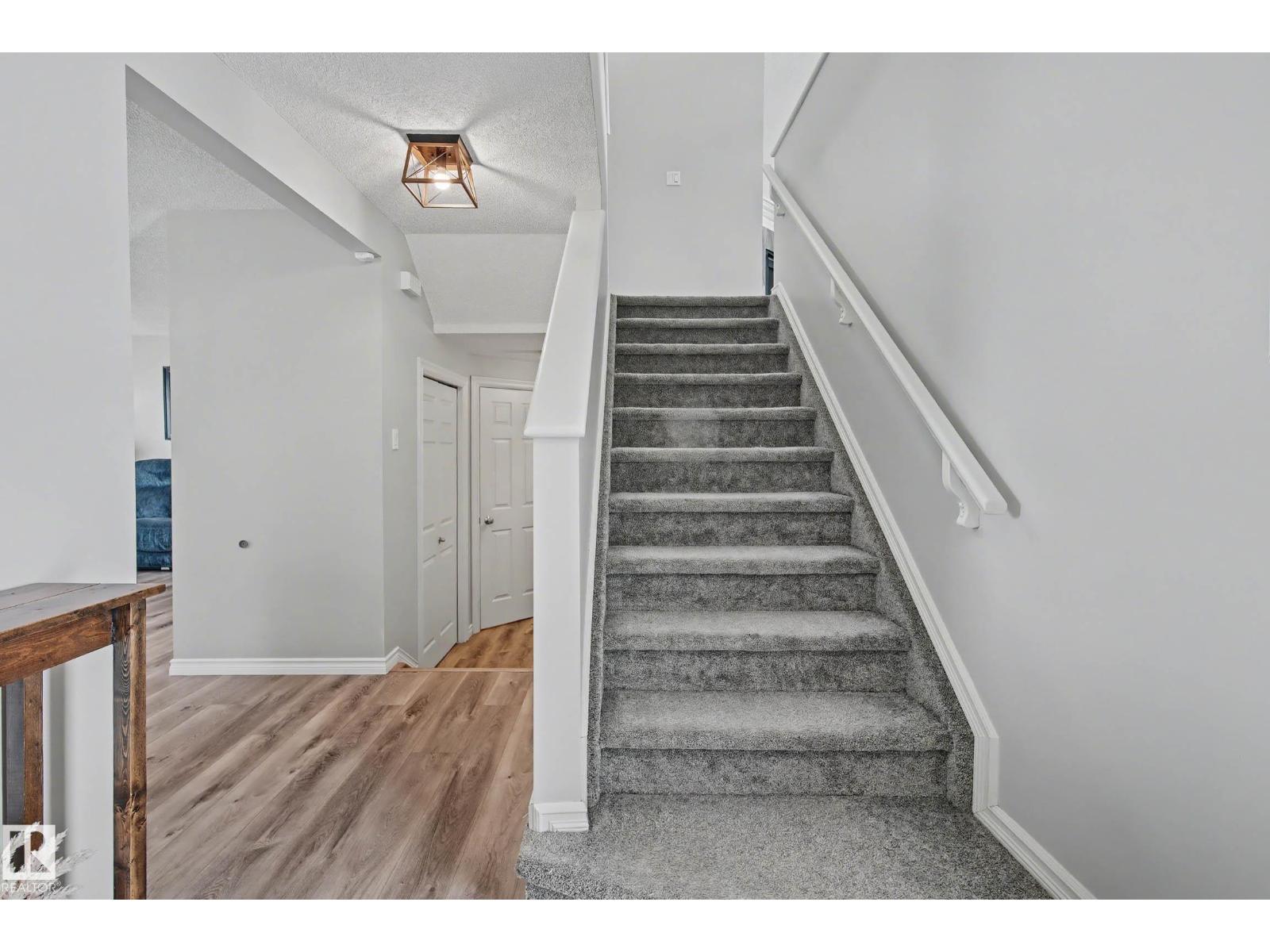 8720 11 Av Sw, Edmonton, Alberta  T6X 1J5 - Photo 16 - E4483719